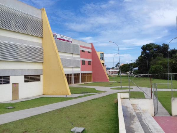 Etec Anhanguera abre inscrição para curso técnico com bolsa auxílio de R$ 350,00