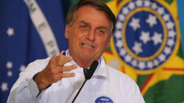 Bolsonaro defende imunização 'para a economia funcionar'