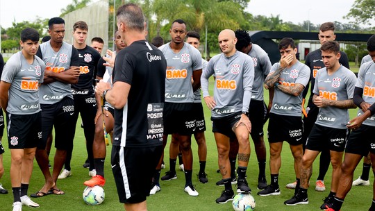 Corinthians tem novo surto de Covid, com 10 atletas infectados 