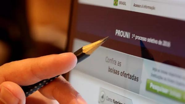 Prouni abre inscrições para lista de espera nesta segunda-feira