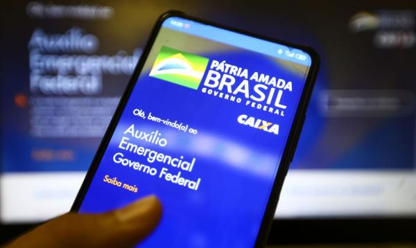 Auxílio Emergencial 2021 começa a ser pago nesta terça