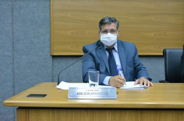 ATENDIMENTO: Vereador Adilson Aparecido busca melhorias em farmácias municipais 