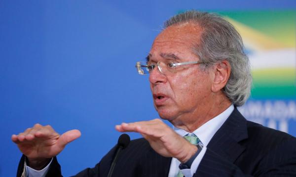 Nova onda da pandemia gera maior incerteza sobre Brasil, diz Guedes