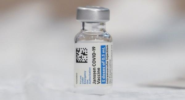 Agências americanas recomendam pausa no uso da vacina da Johnson & Johnson 