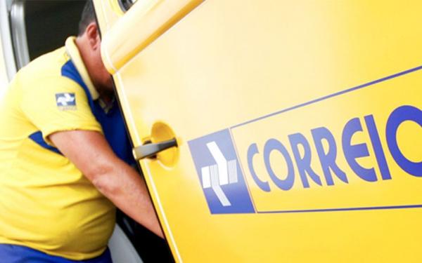 Câmara aprova urgência para projeto de privatização dos Correios