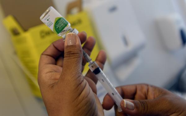 Segunda etapa da campanha de vacinação contra a gripe começa nesta terça-feira (11)