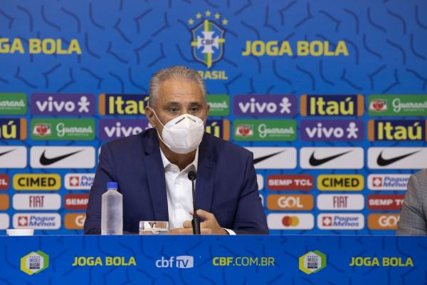 Tite convoca a Seleção para jogos contra o Paraguai e Equador