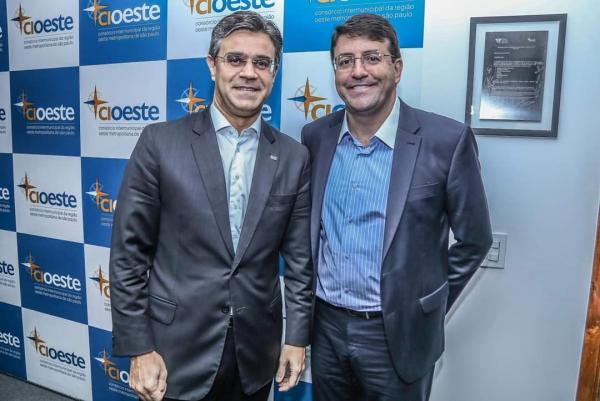 Elvis Cezar está empatado tecnicamente com Rodrigo Garcia para ser o candidato do PSDB ao Governo do Estado