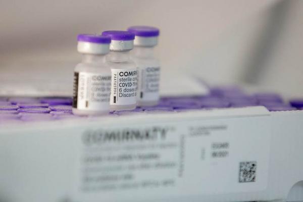 Pfizer anuncia parceria para produzir vacina contra Covid-19 no Brasil 