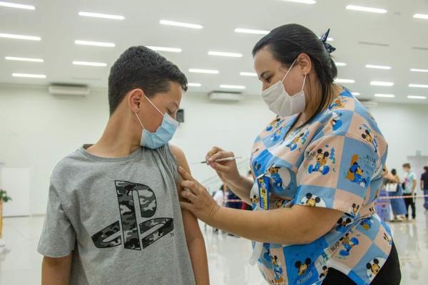 Mutirão de vacinação contra a Covid-19 pretende imunizar cerca de 20 mil pessoas em Santana de Parnaíba 