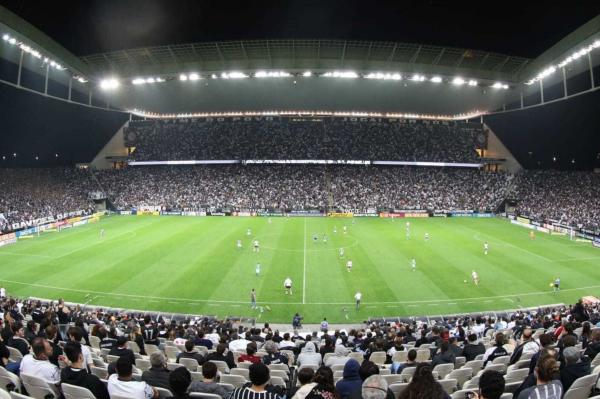 São Paulo retoma 100% do público nos estádios