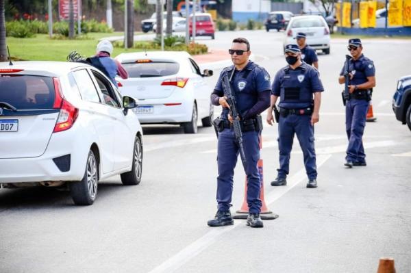 Guarda Civil Municipal de Santana de Parnaíba prende quatro assaltantes