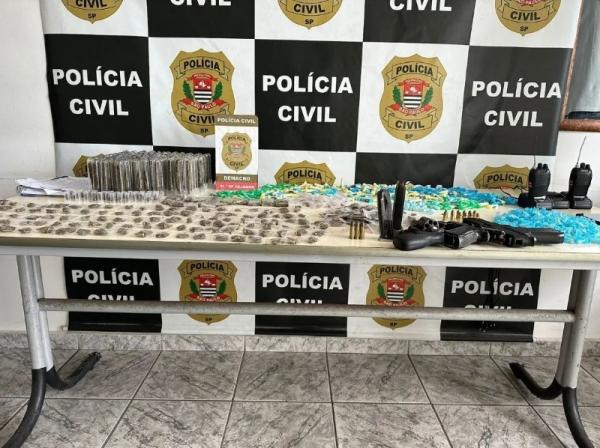 Polícia Civil estoura “casa-bomba” que abastecia ponto de drogas no Polvilho