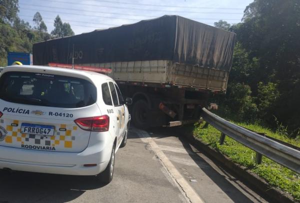Policial rodoviário atropelado em Cajamar segue internado