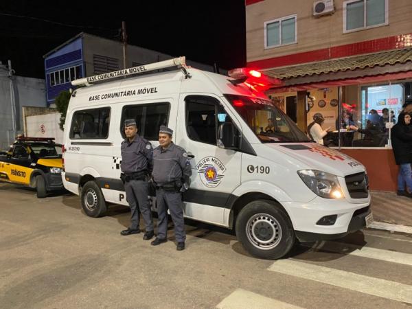 Polícia Militar de Cajamar da dicas de segurança durante o Rodeio