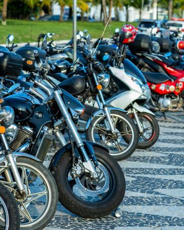Brasil vende mais motos do que carros em 2025 e muda o perfil da frota