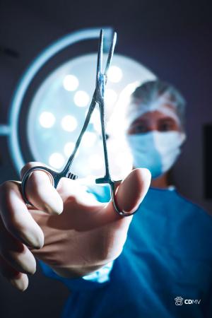 Implantes hormonais deixam mulheres com graves complicações de saúde