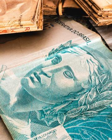Receita paga hoje maior lote de restituição da história do Imposto de Renda