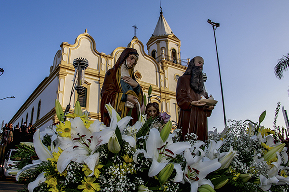 Festa da Padroeira de Sant'Ana terá três dias de celebrações com missas, procissão e Festival de Música Caipira