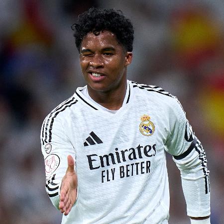 Endrick se reapresenta ao Real Madrid, mas futuro no clube segue indefinido