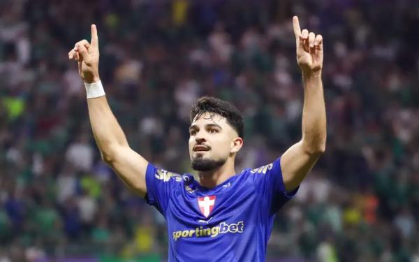 Palmeiras goleia Santos por 3 a 0 e abre vantagem nas quartas da Copa do Brasil