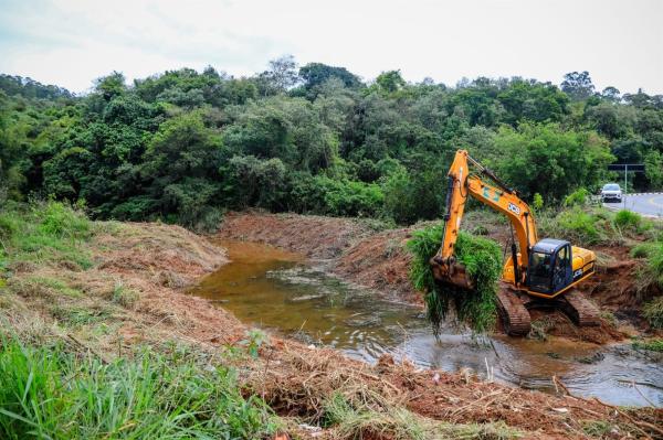 Santana de Parnaíba intensifica preparação para enfrentar chuvas intensas